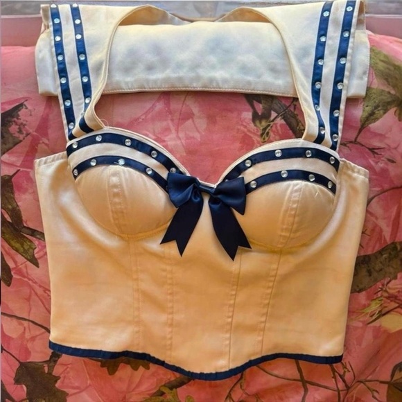 dolls kill trickz n’ treatz sexy sailor 2 piece halloween costume matching set - Picture 3 of 8